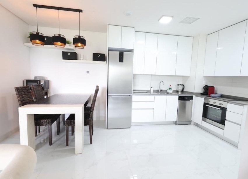 Reventa - Apartamento / Dúplex - Orihuela Costa - Villamartín