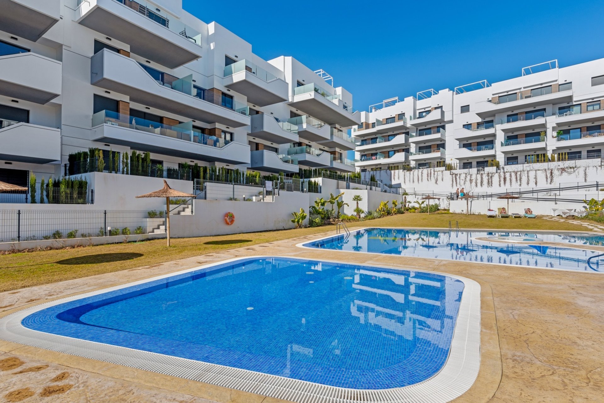 Reventa - Apartamento / Dúplex - Orihuela Costa - Villamartín