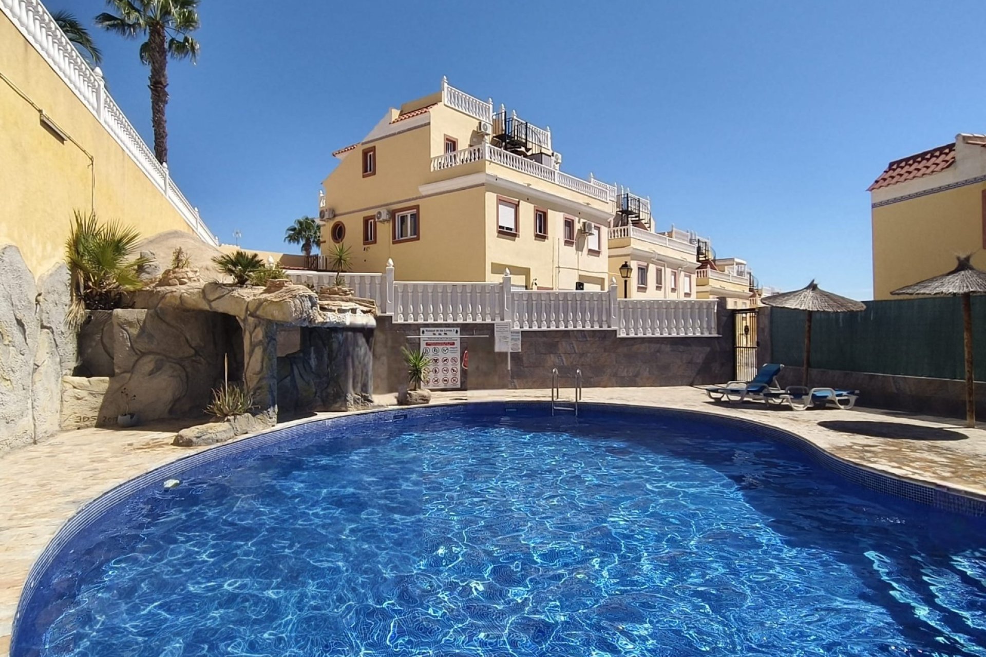 Reventa - Apartamento / Dúplex - Orihuela Costa - Villamartín