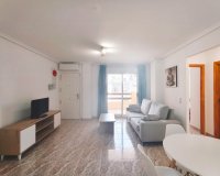 Reventa - Apartamento / Dúplex - Orihuela Costa - Villamartín