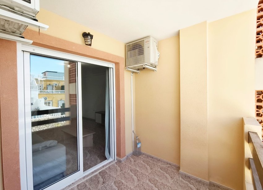 Reventa - Apartamento / Dúplex - Orihuela Costa - Villamartín