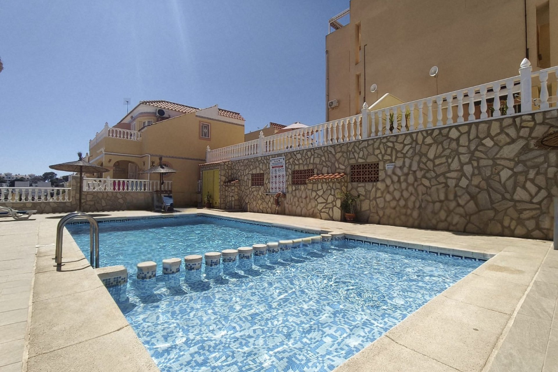Reventa - Apartamento / Dúplex - Orihuela Costa - Villamartín