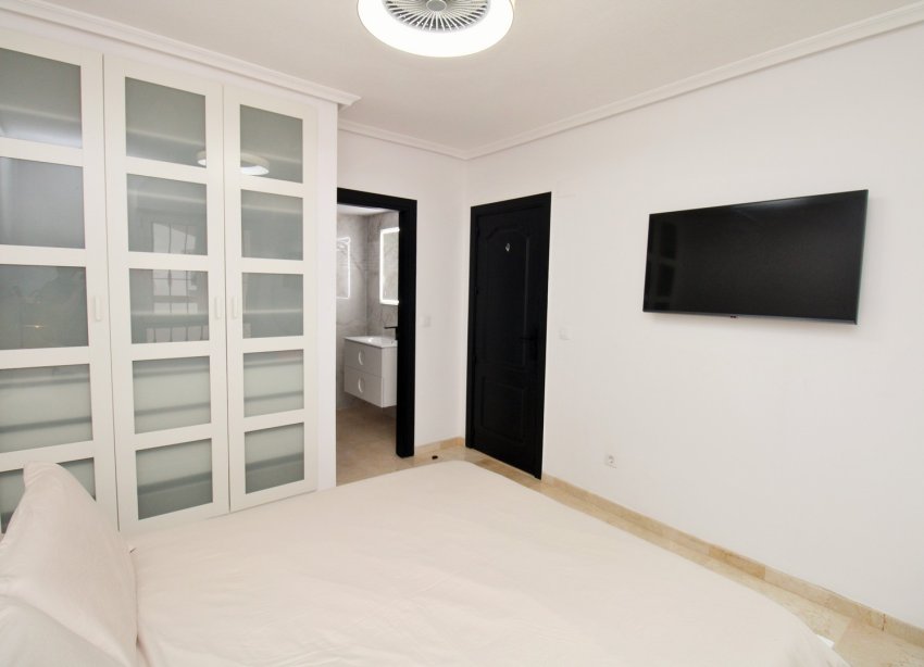 Reventa - Apartamento / Dúplex - Orihuela Costa - Villamartín