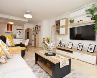 Reventa - Apartamento / Dúplex - Orihuela Costa - Villamartín