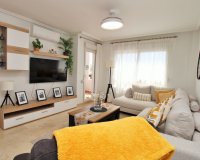 Reventa - Apartamento / Dúplex - Orihuela Costa - Villamartín