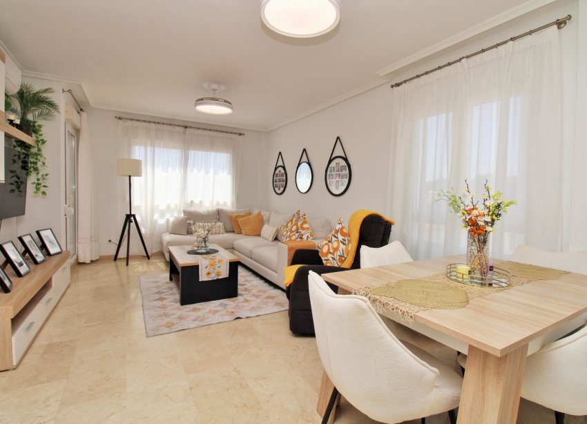 Reventa - Apartamento / Dúplex - Orihuela Costa - Villamartín