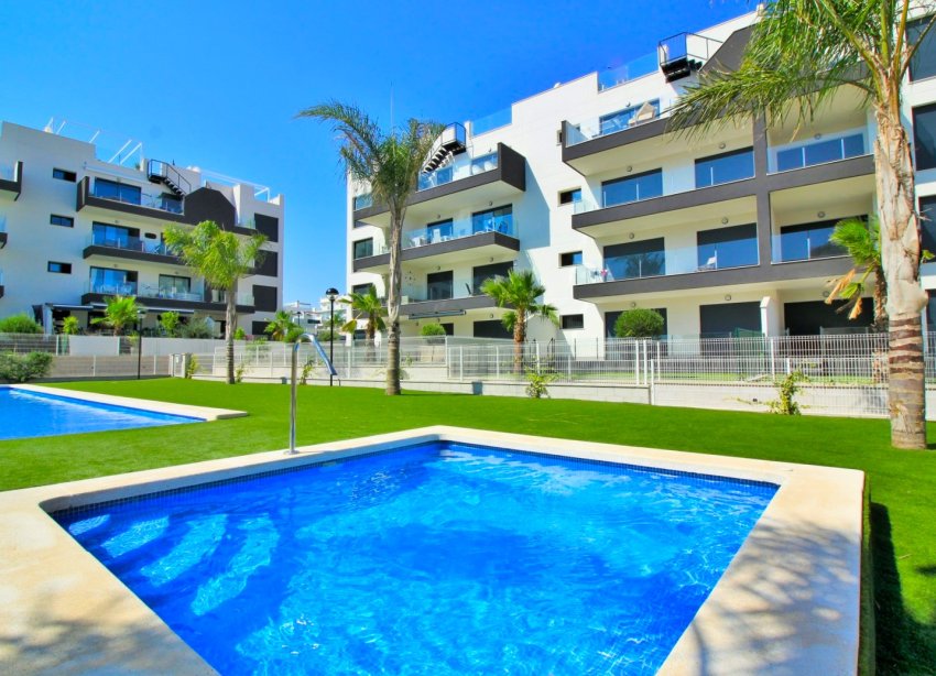 Reventa - Apartamento / Dúplex - Orihuela Costa - Villamartín