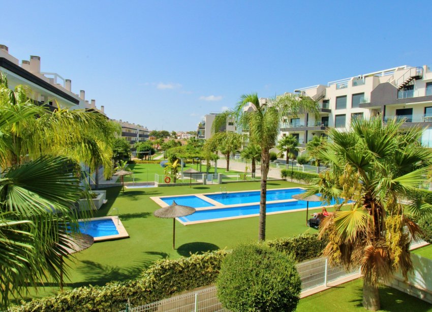 Reventa - Apartamento / Dúplex - Orihuela Costa - Villamartín