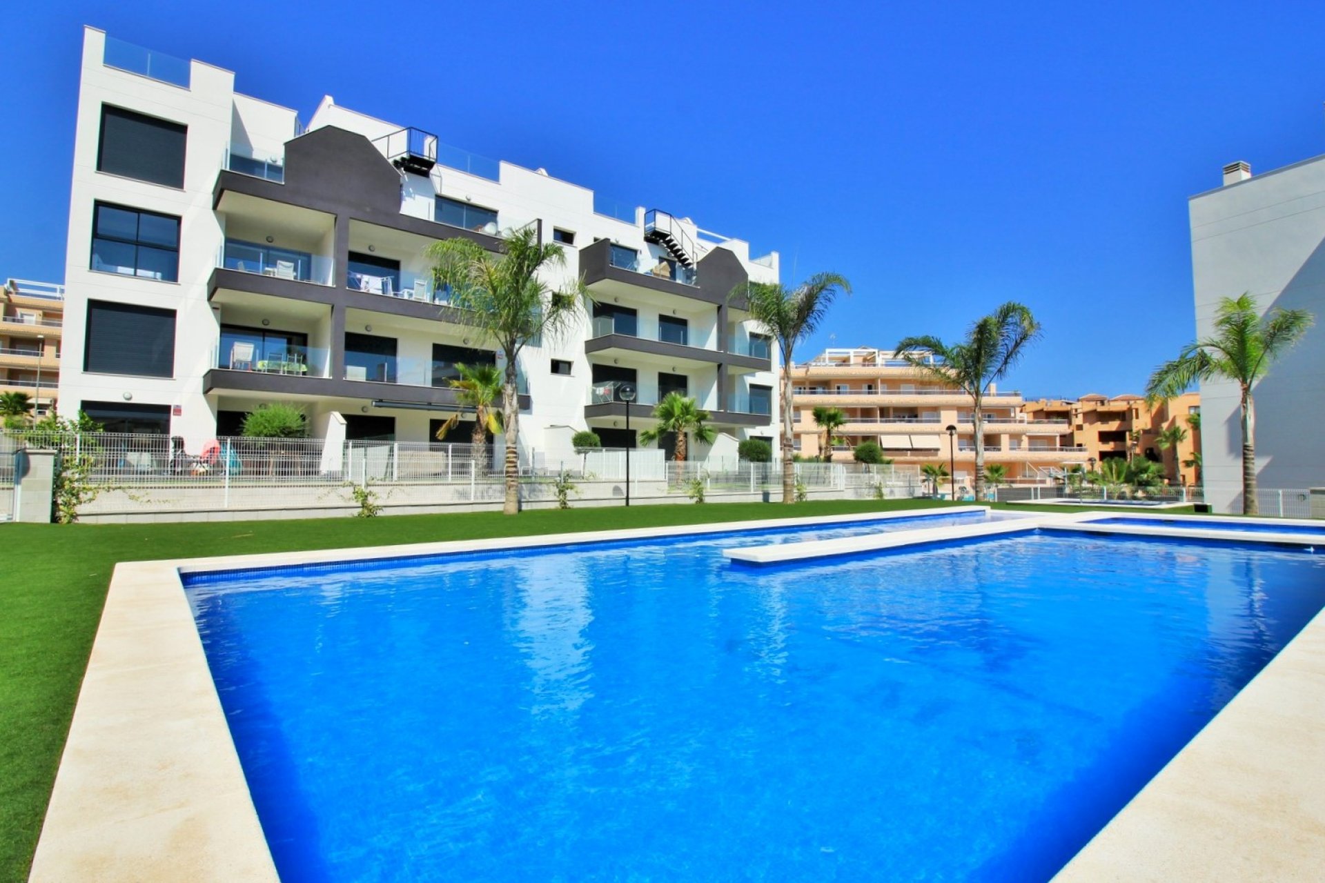 Reventa - Apartamento / Dúplex - Orihuela Costa - Villamartín
