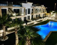 Reventa - Apartamento / Dúplex - Orihuela Costa - Villamartín