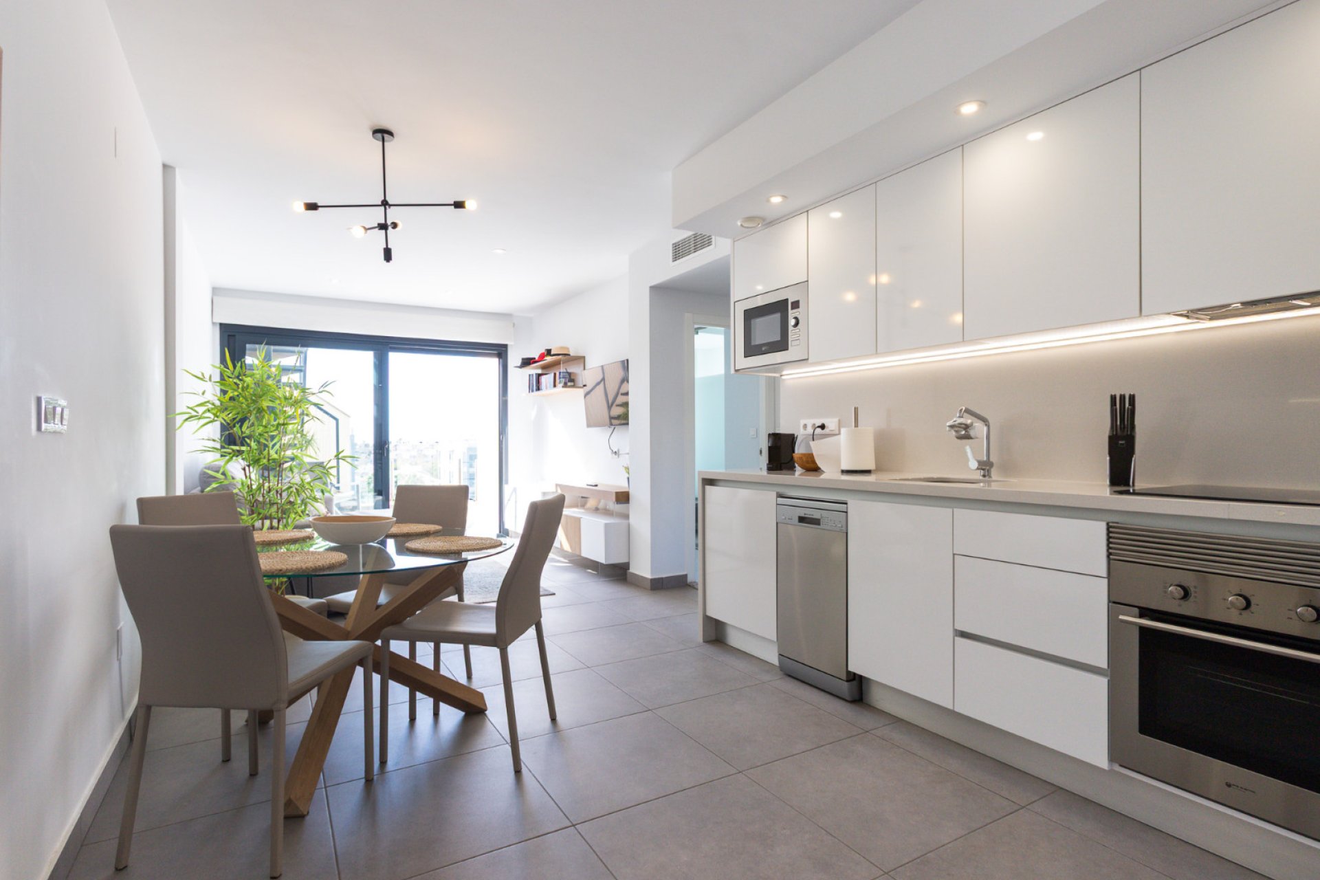Reventa - Apartamento / Dúplex - Orihuela Costa - Villamartín