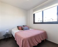 Reventa - Apartamento / Dúplex - Orihuela Costa - Villamartín