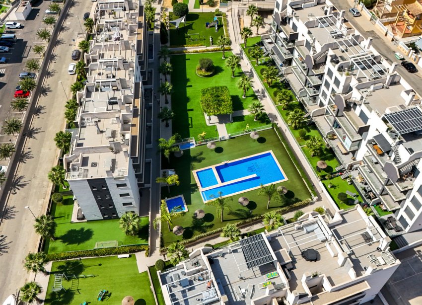 Reventa - Apartamento / Dúplex - Orihuela Costa - Villamartín