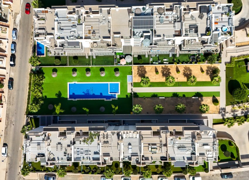 Reventa - Apartamento / Dúplex - Orihuela Costa - Villamartín
