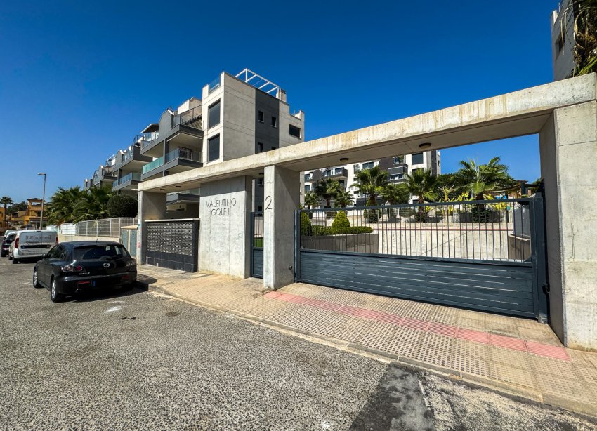 Reventa - Apartamento / Dúplex - Orihuela Costa - Villamartín