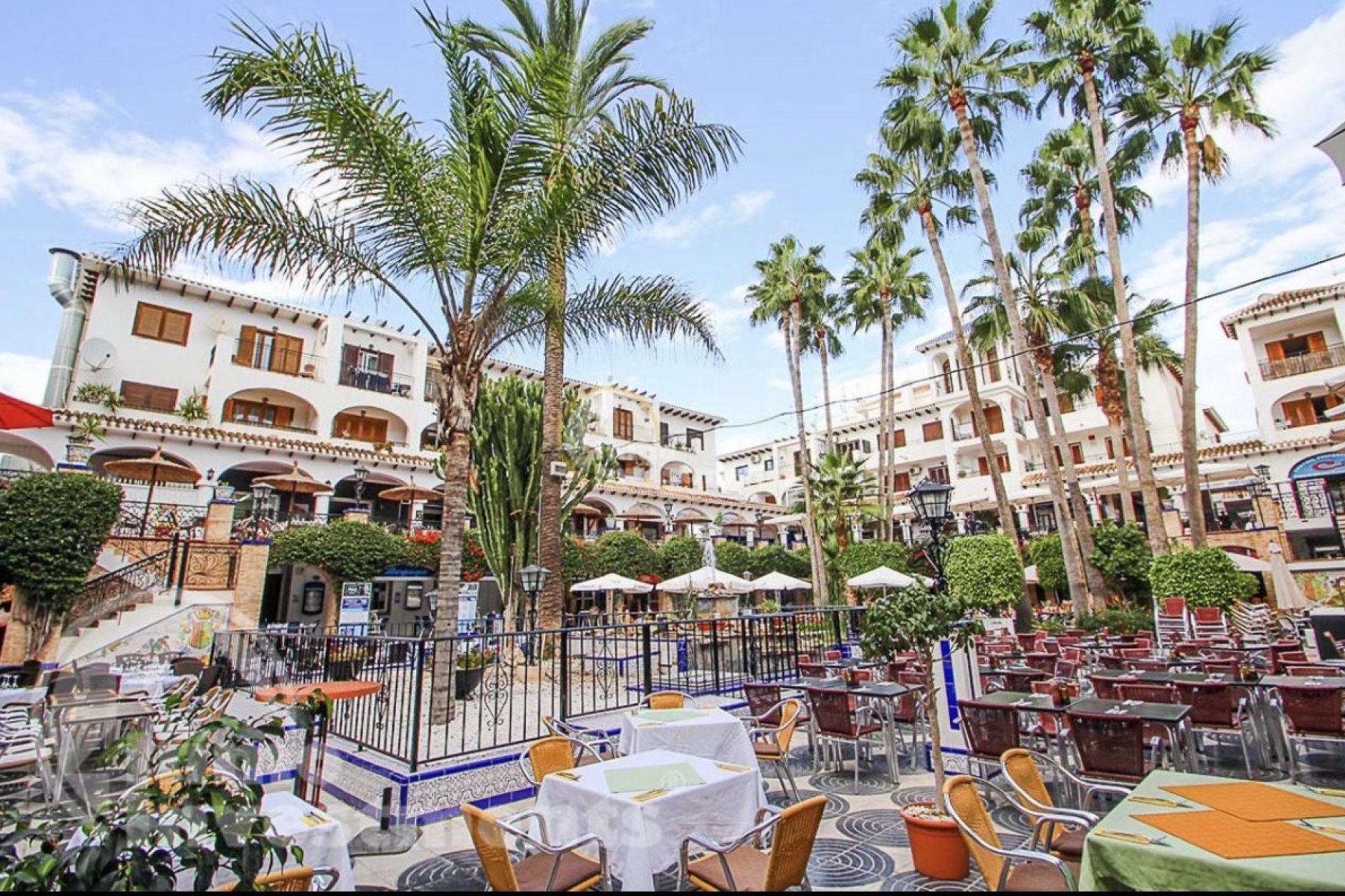 Reventa - Apartamento / Dúplex - Orihuela Costa - Villamartín