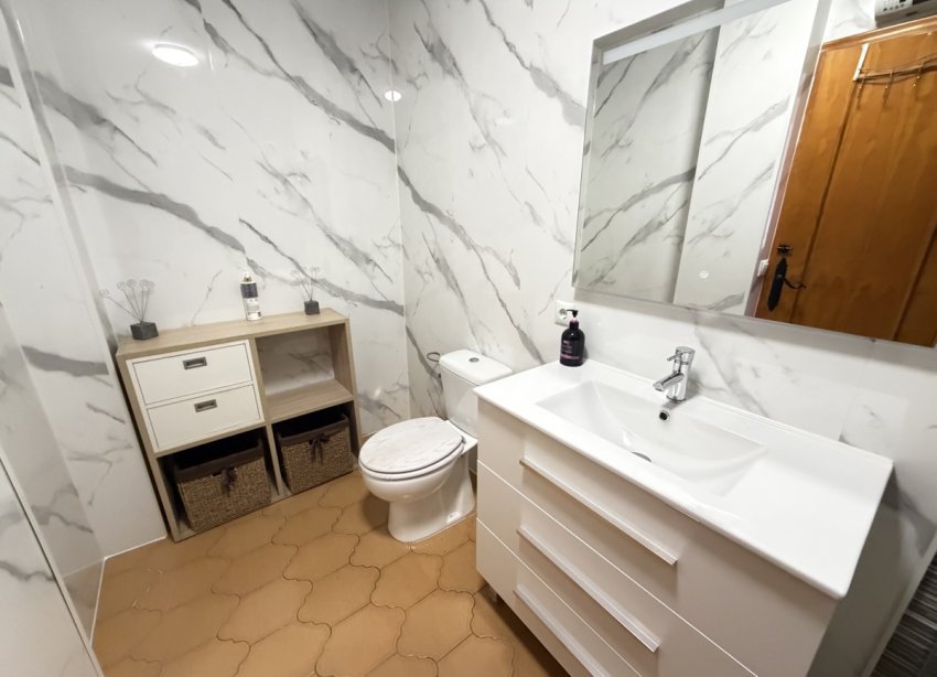 Reventa - Apartamento / Dúplex - Orihuela Costa - Villamartín