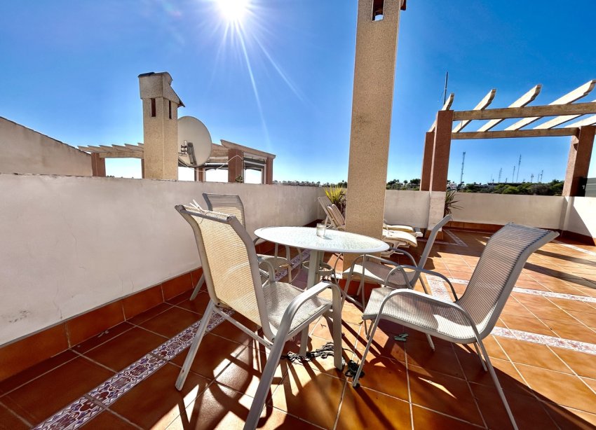 Reventa - Apartamento / Dúplex - Orihuela Costa - Villamartín