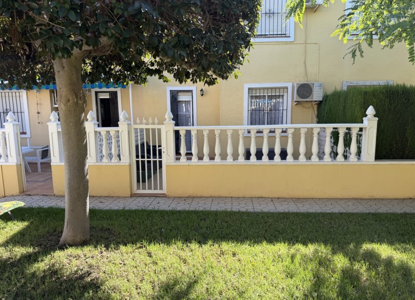 Reventa - Apartamento / Dúplex - Orihuela Costa - Villamartín