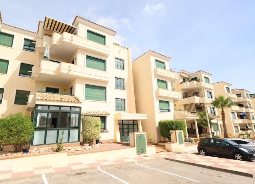 Reventa - Apartamento / Dúplex - Orihuela Costa - Villamartín