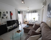 Reventa - Apartamento / Dúplex - Orihuela Costa - Villamartín