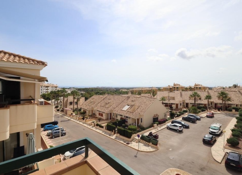 Reventa - Apartamento / Dúplex - Orihuela Costa - Villamartín