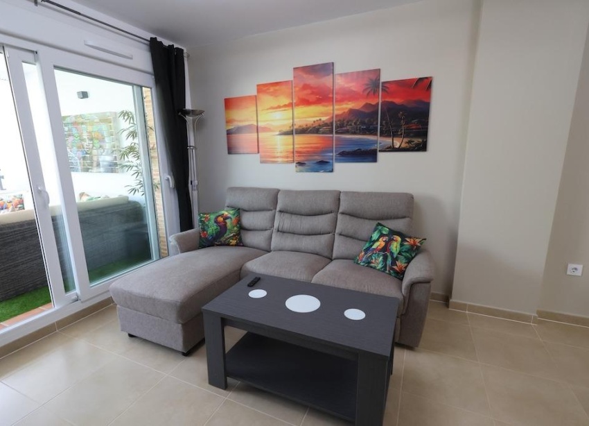Reventa - Apartamento / Dúplex - Orihuela Costa - Villamartín