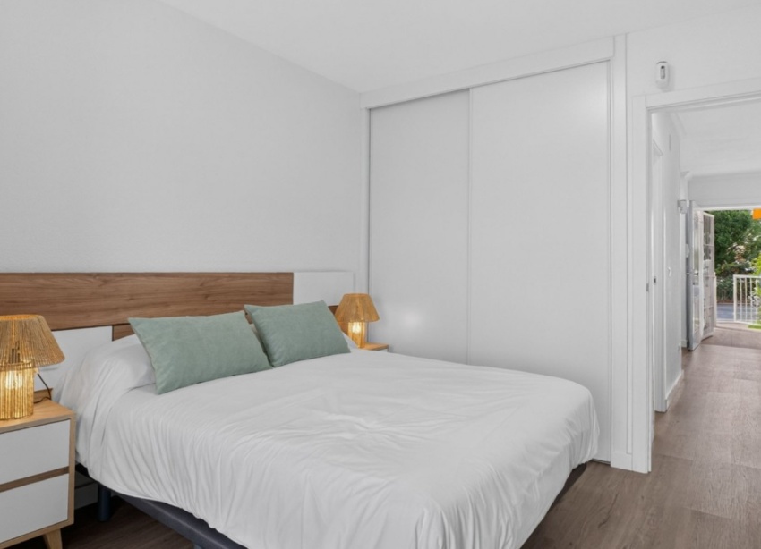 Reventa - Apartamento / Dúplex - Orihuela Costa - Villamartín