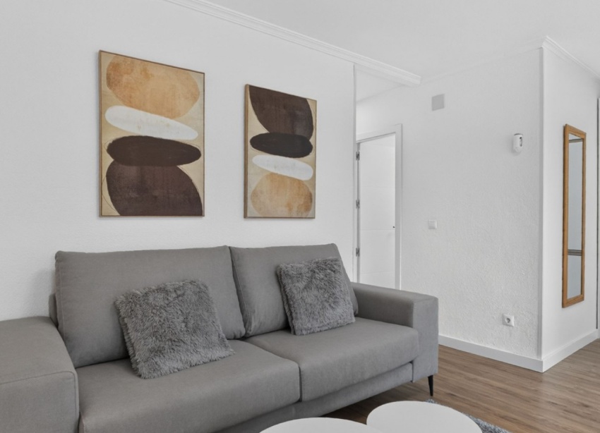Reventa - Apartamento / Dúplex - Orihuela Costa - Villamartín