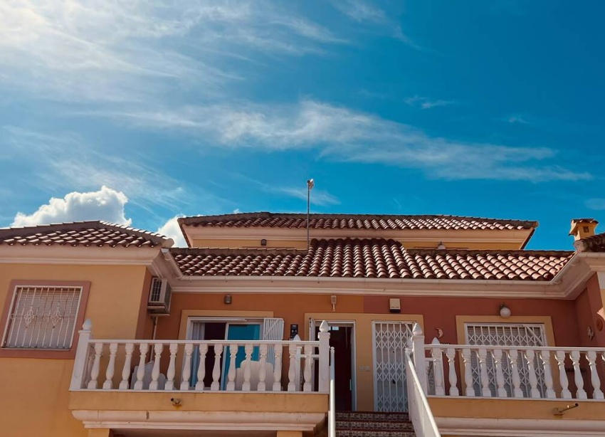 Reventa - Apartamento / Dúplex - Orihuela Costa - Villamartín