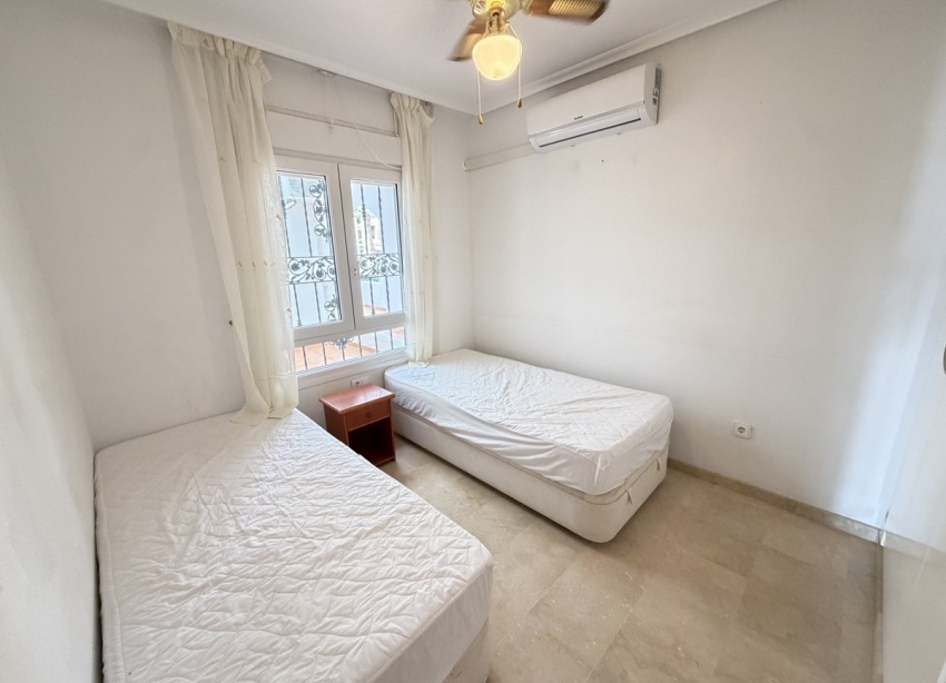 Reventa - Apartamento / Dúplex - Orihuela Costa - Villamartín