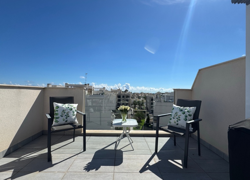 Reventa - Apartamento / Dúplex - Orihuela Costa - Villamartín