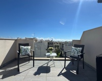Reventa - Apartamento / Dúplex - Orihuela Costa - Villamartín