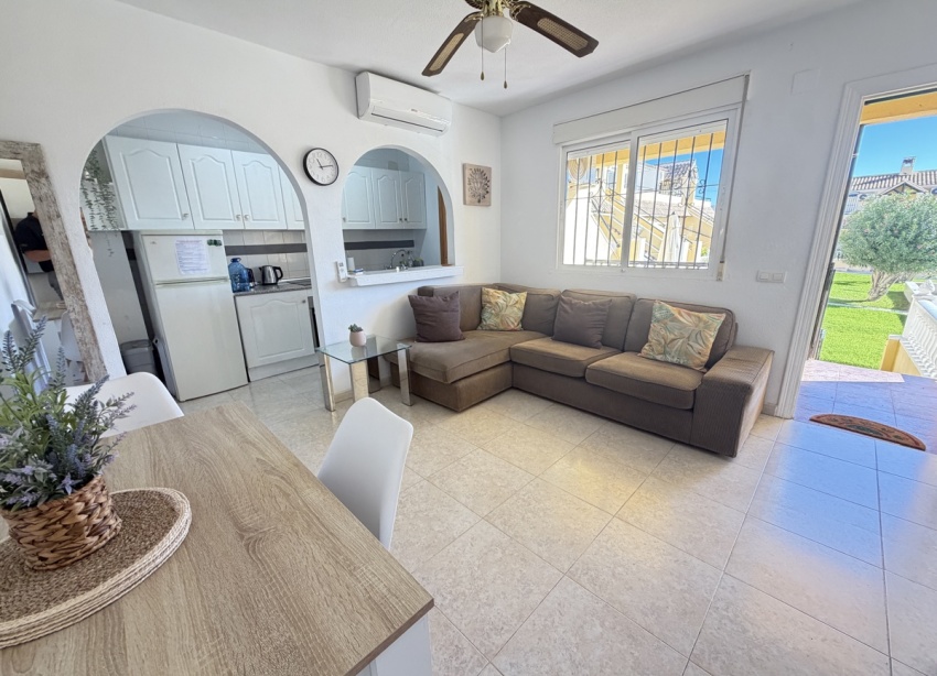 Reventa - Apartamento / Dúplex - Orihuela Costa - Villamartín