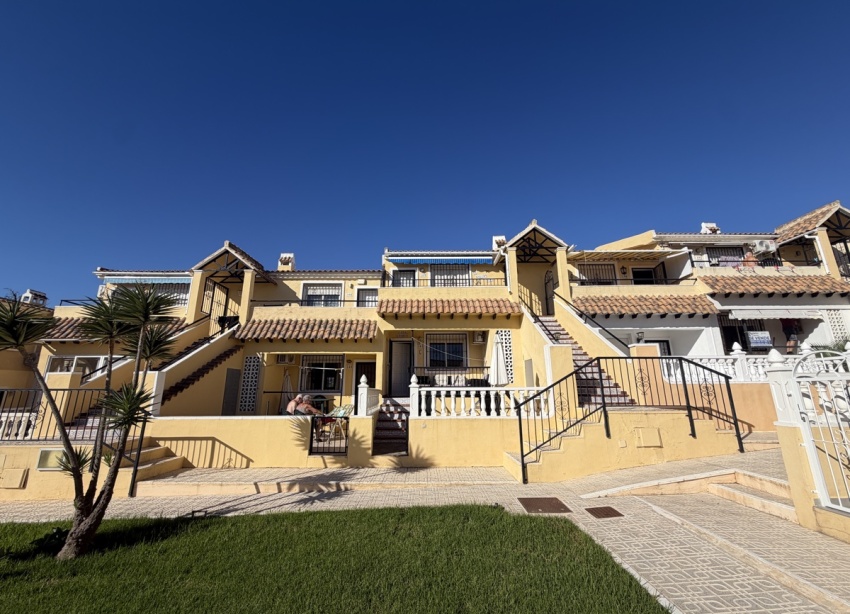 Reventa - Apartamento / Dúplex - Orihuela Costa - Villamartín