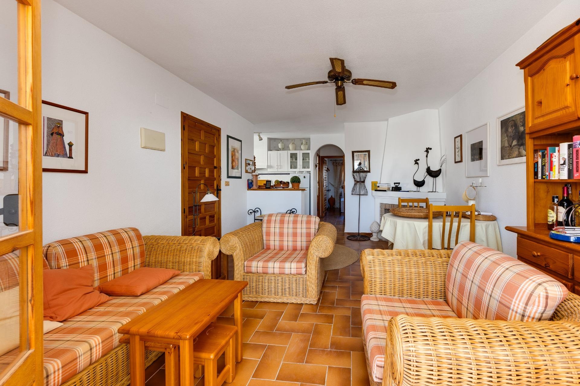 Reventa - Apartamento / Dúplex - Orihuela Costa - Villamartín