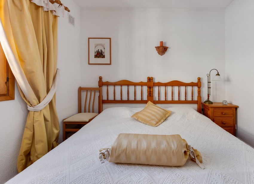 Reventa - Apartamento / Dúplex - Orihuela Costa - Villamartín