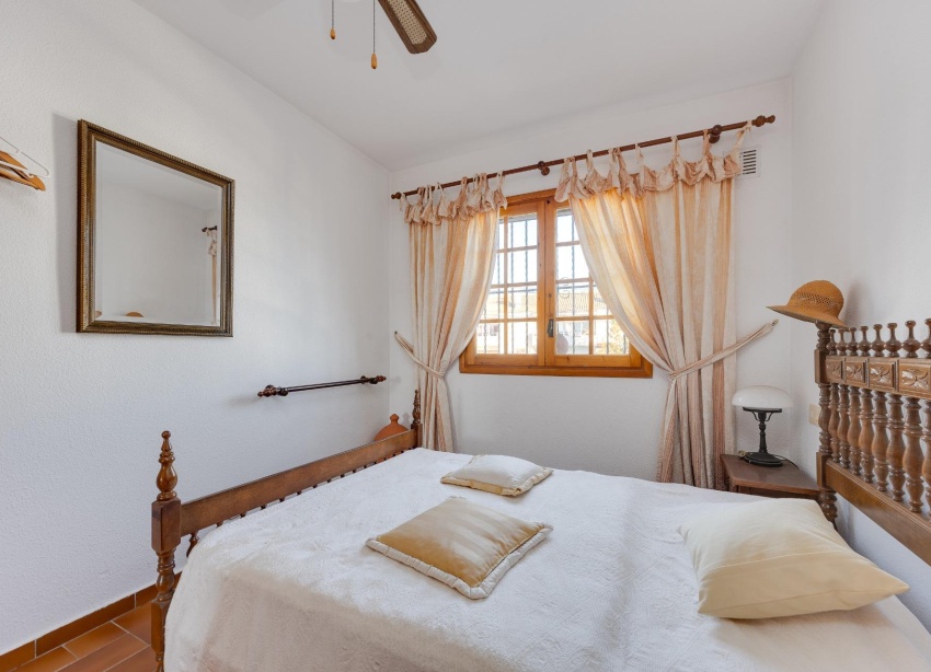 Reventa - Apartamento / Dúplex - Orihuela Costa - Villamartín
