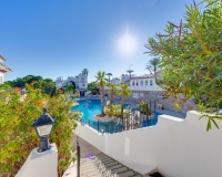 Reventa - Apartamento / Dúplex - Orihuela Costa - Villamartín