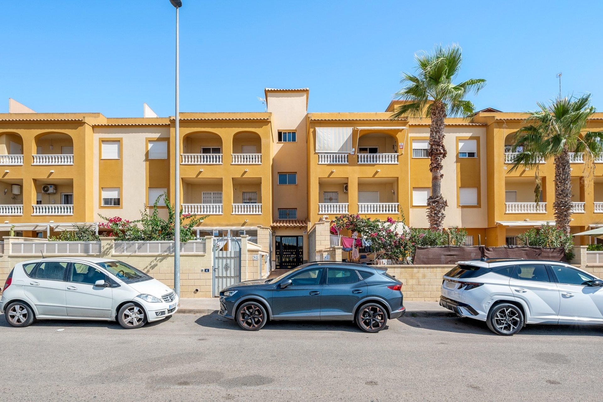 Reventa - Apartamento / Dúplex - Orihuela Costa