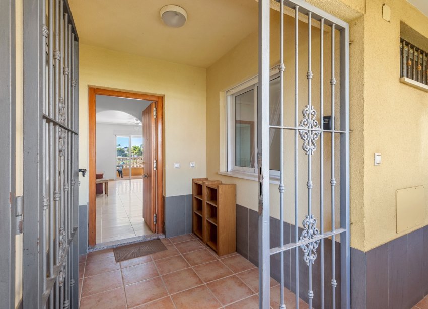 Reventa - Apartamento / Dúplex - Orihuela Costa