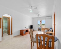 Reventa - Apartamento / Dúplex - Orihuela Costa
