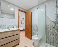 Reventa - Apartamento / Dúplex - Orihuela Costa
