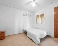 Reventa - Apartamento / Dúplex - Orihuela Costa