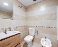 Reventa - Apartamento / Dúplex - Orihuela Costa