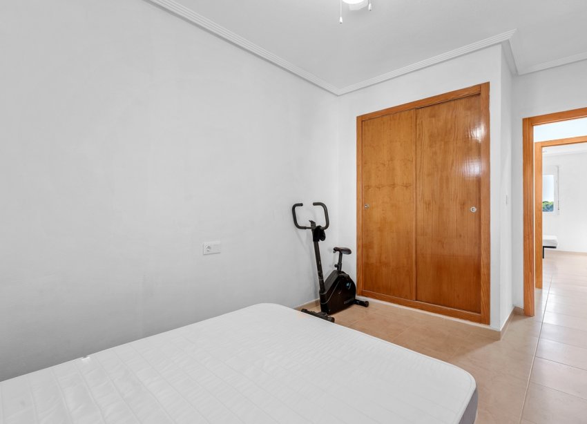 Reventa - Apartamento / Dúplex - Orihuela Costa