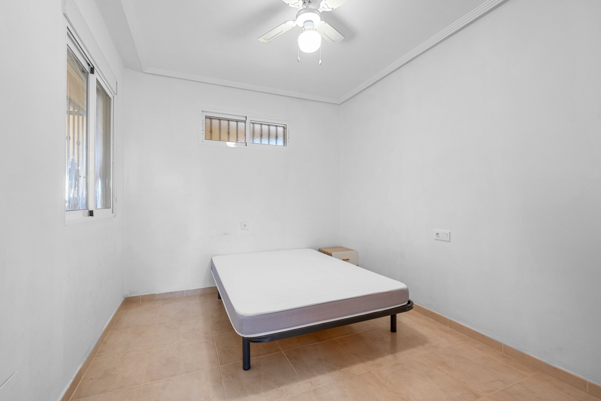 Reventa - Apartamento / Dúplex - Orihuela Costa