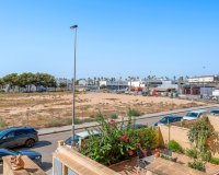 Reventa - Apartamento / Dúplex - Orihuela Costa