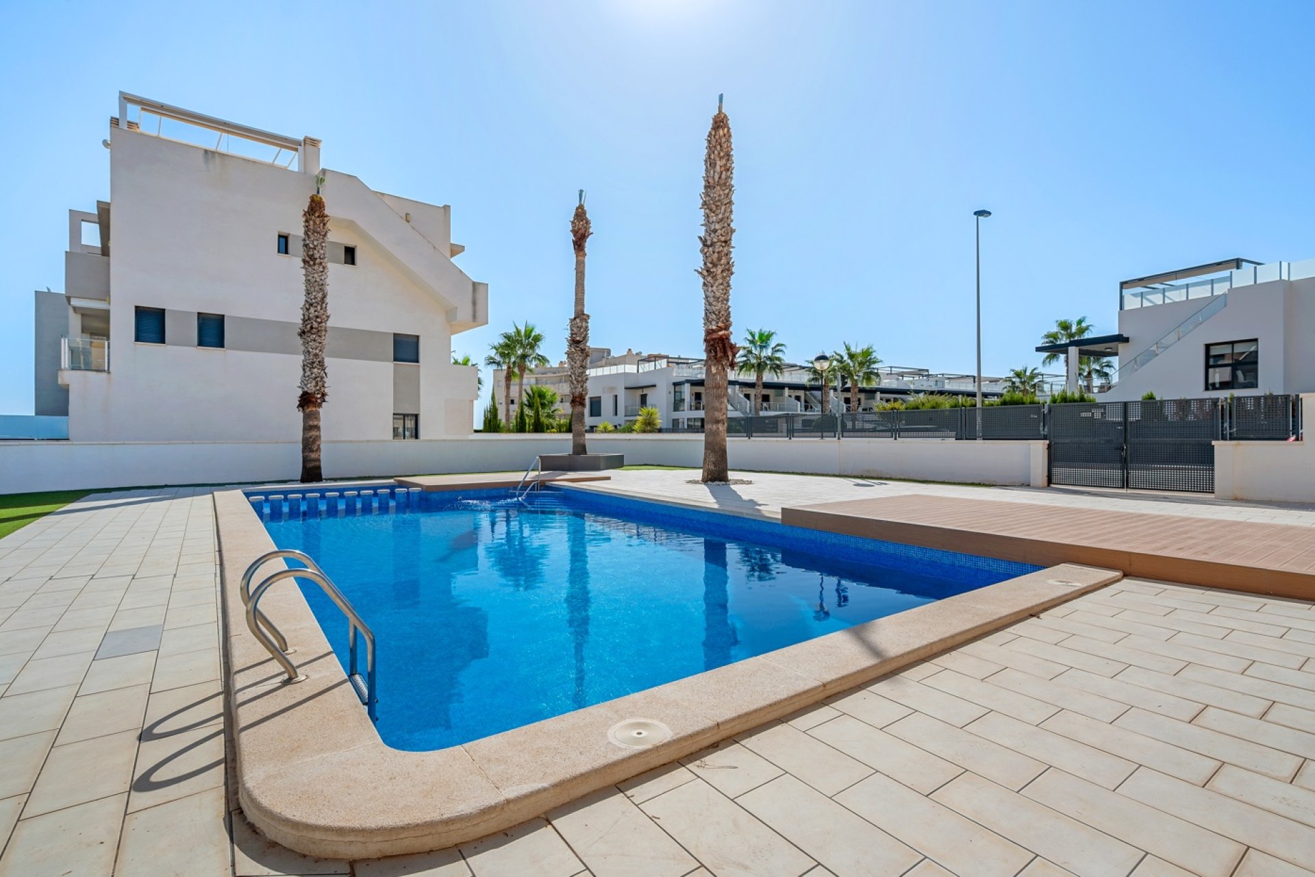 Reventa - Apartamento / Dúplex - Orihuela Costa
