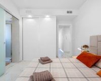 Reventa - Apartamento / Dúplex - Orihuela Costa